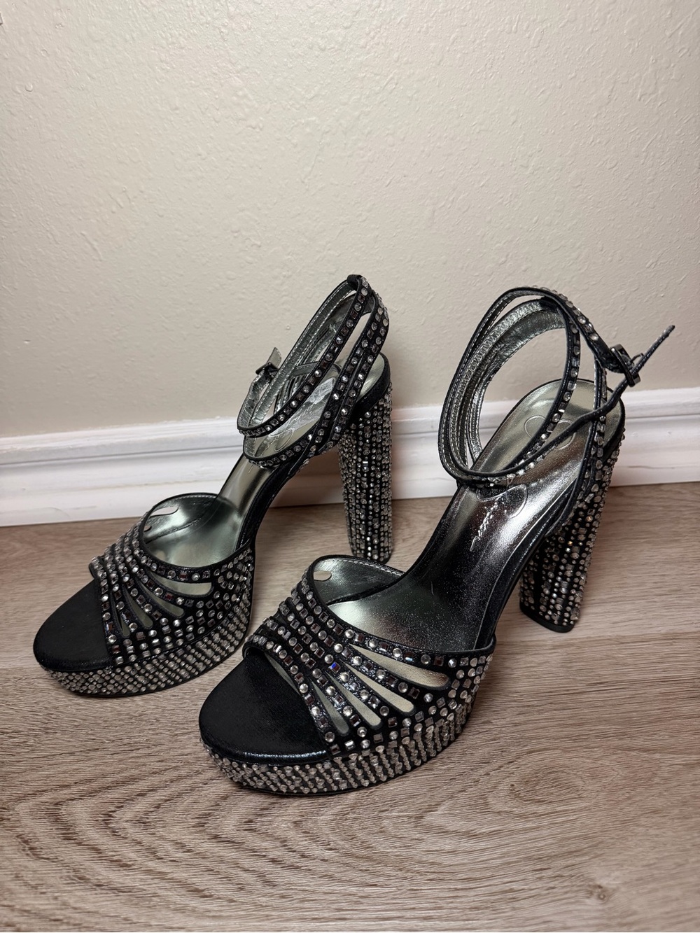 Jessica Simpson Black Rhinestone Platform Heels - Picture 5 of 9